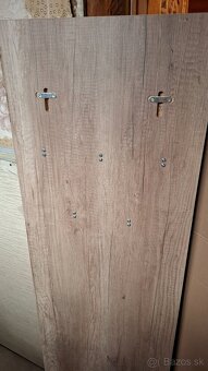 Vešiaková stena - 2