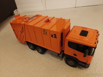 Smetiarske auto Bruder - 2