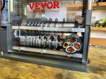 Lúpačka odizolovačka odblankovačka káblov - 2