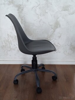 Kancelárska stolička - 2