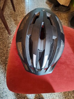 Predám cyklistickú prilbu - 2
