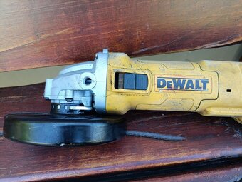 Dewalt 1400W, uhlová brúska - 2
