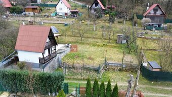 Záhradná chatka s krásnym výhľadom na mesto v osade Skala - 2