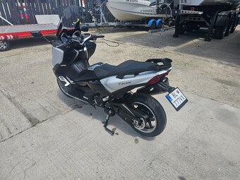 YAMAHA T-MAX 530 DX AKRAPOVIC 2019 - 2