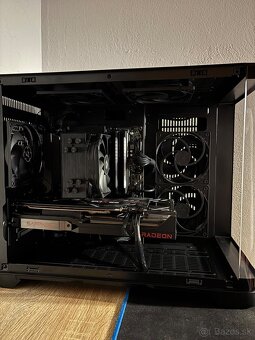 i7 12700K | RX 6800 XT 16GB | 32GB RAM | - 2