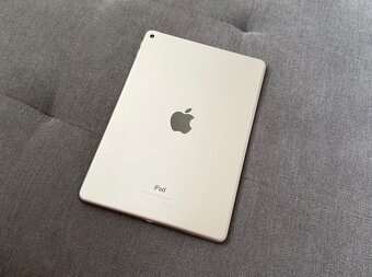 iPad Air 2.gen., 64 GB space gray - 2