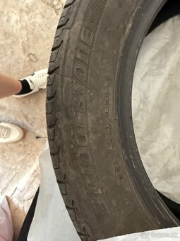 Bidgestone 215/55R17 94V - 2