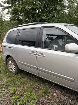 Predam KIA Carnival - 2