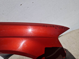 Audi A3 LIFT 08- pravý predný blatník - 2