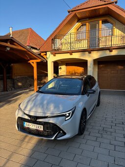 Toyota Corolla TS - 2