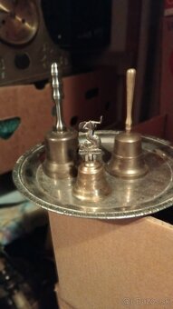 MAZIARE ZVONČEKY. - 2