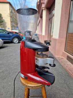 Profi gastro mlynčeky na kávu – talianske, spoľahlivé Wega - 2