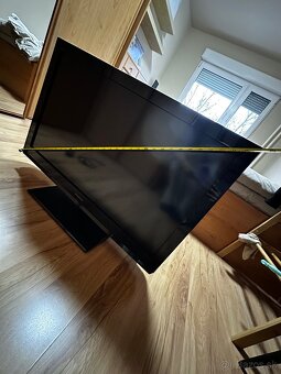 LCD Televízor Panasonic TX-L32C5E - 2