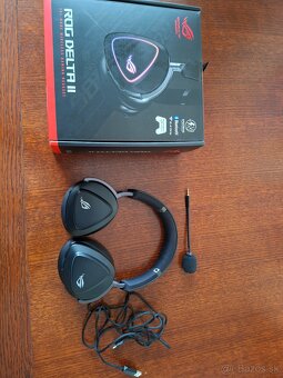 ASUS ROG Delta 2 - 2