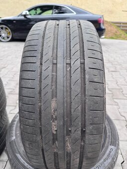 225/45R17 - 2