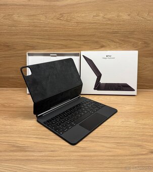 Apple Magic Keyboard A2261 iPad Pro 11” / iPad Air 4, 5gen. - 2