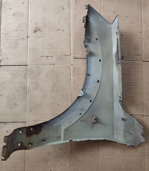 Blatnik Kia Sorento 2002-2009 - 2