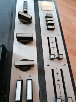 Retro - 2