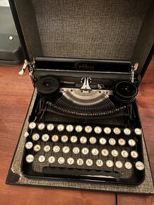 Písací stroj Erika - 2