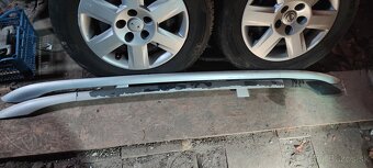 Predám strešné nosiče Octavia 2 combi - 2