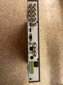 DS-7208HUHI-K1 - 2