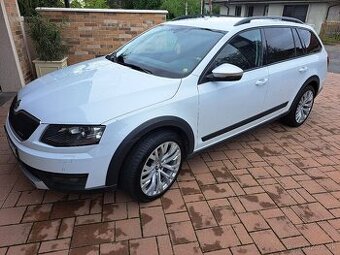 Octavia Scout 2,0tdi 135kw, 4x4, 2015 DSG - 2