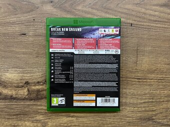 Hra na Xbox One - FIFA 20 CZ - 2