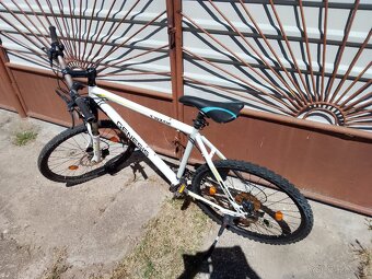 Predám Professionalný Bicykel Genesis (Hlinikový rám)kola 26 - 2