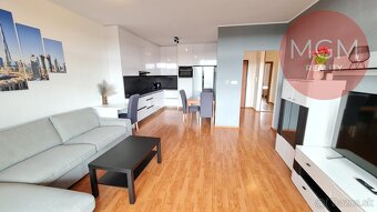 2 izbový byt s priestraným balkónom a parkovacím státim - 2