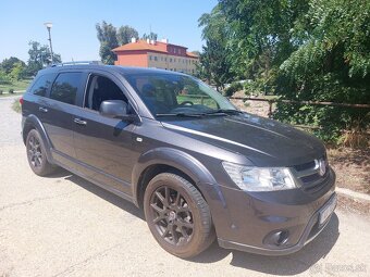 Fiat Freemont 2.0 MULTIJET 4x4 AUTOMAT - 2