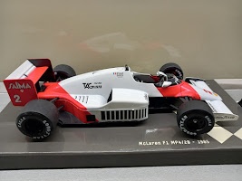 F1 ROZKLÁDACÍ MCLAREN MP4/2B 1985 A. PROST SOLIDO 1:18 - 2