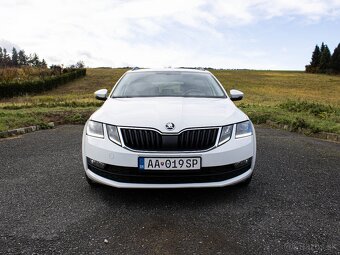 Škoda Octavia Combi 2.0 TDI Ambition DSG - 2