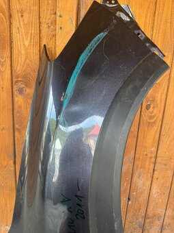 Subaru xv 2011- pravý blatník - 2