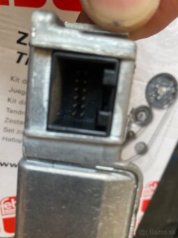 VOLKSWAGEN GOLF-PASSAT-T6  PREDNÁ KAMERA DO SKLA. - 2