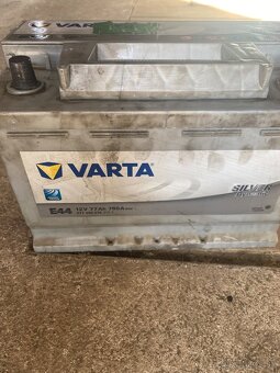 Autobaterka Varta - 2