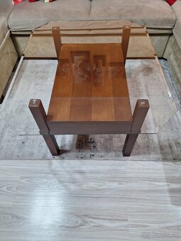 Konferenčný stolík so sklom - 2