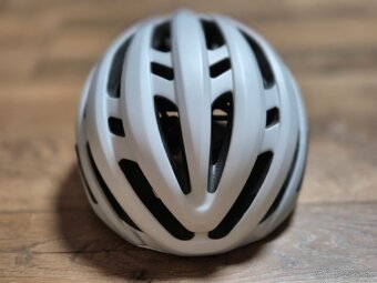 Cestná prilba GIRO - 2