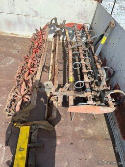 Predám kompaktor vhodný za Zetor alebo iný traktor. - 2