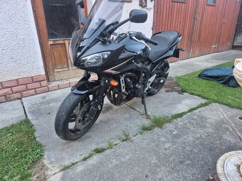 Yamaha Fazer 600 - 2