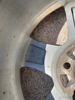 Elektrón Škoda Fabia 1 R16 - 2