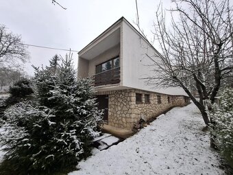 Na predaj - rod.dom. Nitrianske Pravno, okr. Prievdza - 2