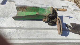 Rezačka na zihlavu - 2