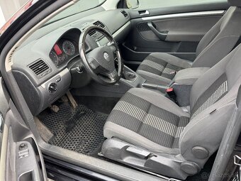 Interier VW Golf 5 3dv verzia - 2