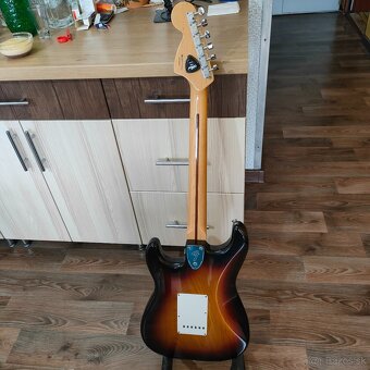 Fender Stratocaster 70s - 2