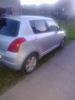 Suzuki Swift benzin - 2