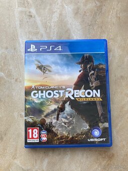 PS4 PRO 2TB SSD + 3 ovládače + hry - 2