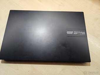 ASUS Vivobook Go 15 ako nový - 2
