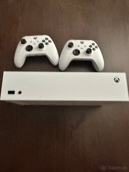 herna konzola xbox series s - 2