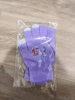 Nové rukavice hunters - 2
