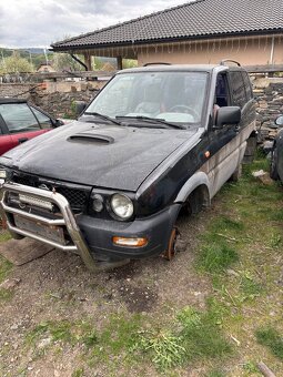 Nissan teranno - 2